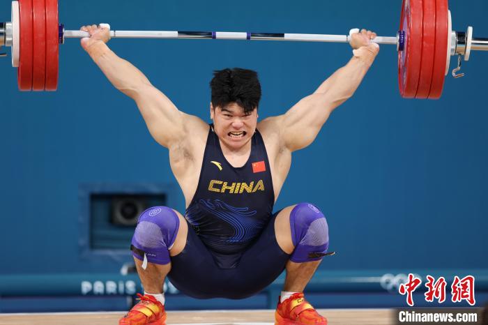 巴黎奥运赛场上练到吐的刘焕华：汗水换来历史