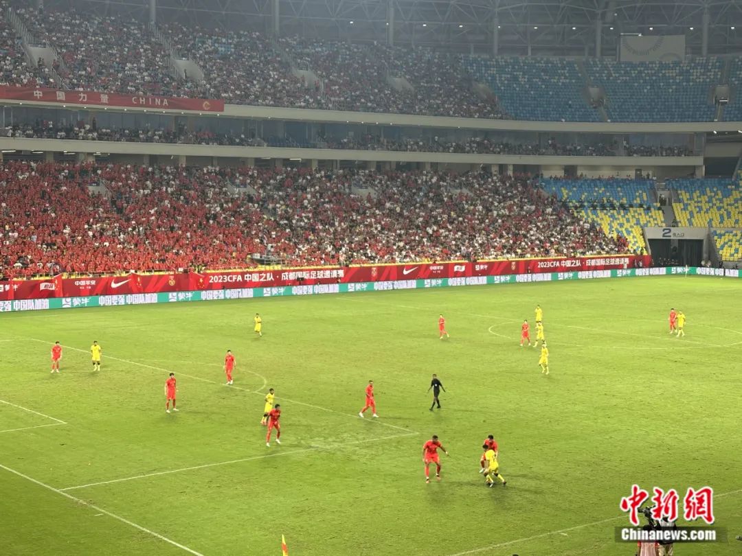 国足成都热身赛11战平马来西亚 马来西亚队强势