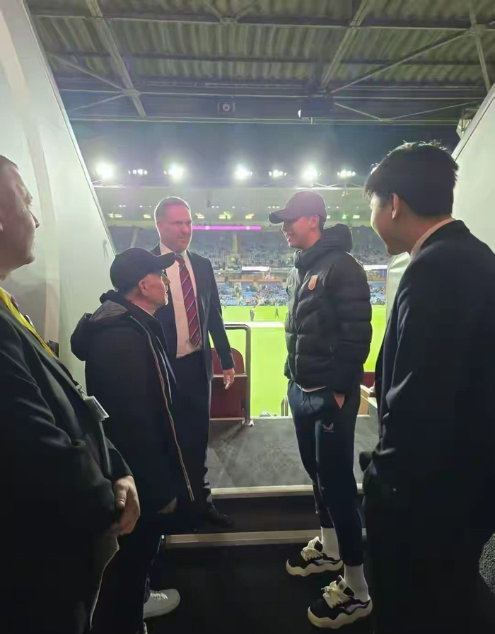 英超伯恩利观察名单首位中国球员张家鸣：语言