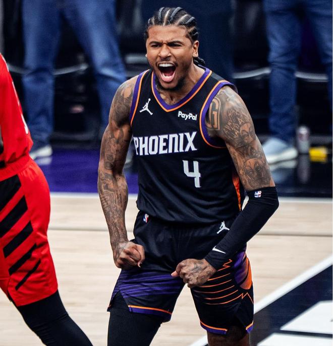 阿夫迪亚41分率开拓者险胜太阳，锁定西部第七对